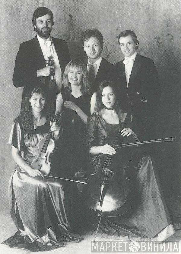 The Raphael Ensemble - Винил CD и Кассеты The Raphael Ensemble на сайте МаркетВинила