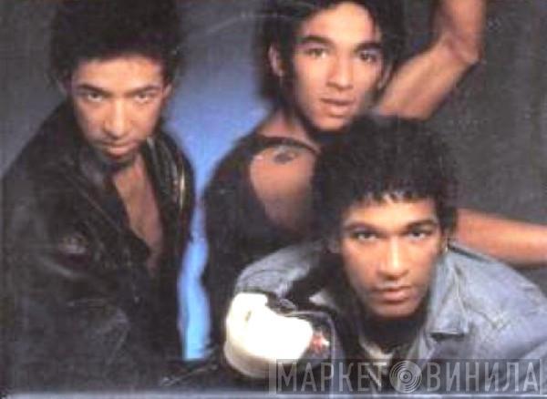 The Walkers - Винил CD и Кассеты The Walkers на сайте МаркетВинила