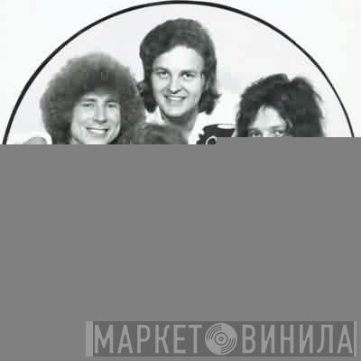 Wigan's Ovation - Винил CD и Кассеты Wigan's Ovation на сайте МаркетВинила