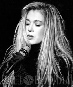Zerrin Özer