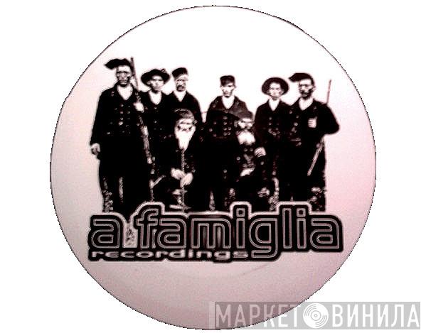 A Famiglia Recordings - Винил CD и Кассеты лейбла A Famiglia Recordings на сайте МаркетВинила