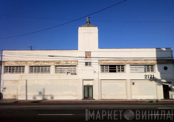 Capitol Records Pressing Plant, Los Angeles - Винил CD и Кассеты лейбла Capitol Records Pressing Plant, Los Angeles на сайте МаркетВинила