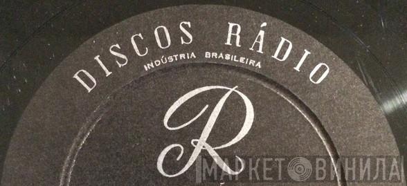Discos Rádio - Винил CD и Кассеты лейбла Discos Rádio на сайте МаркетВинила