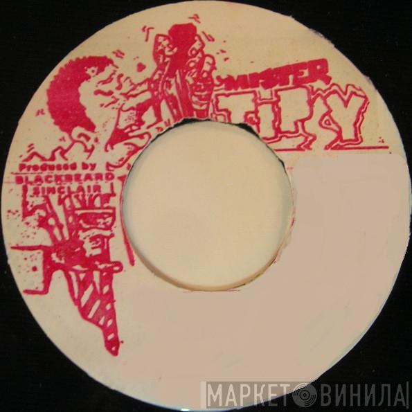 Mister Tipsy - Винил CD и Кассеты лейбла Mister Tipsy на сайте МаркетВинила