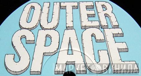Outer Space Records - Винил CD и Кассеты лейбла Outer Space Records на сайте МаркетВинила