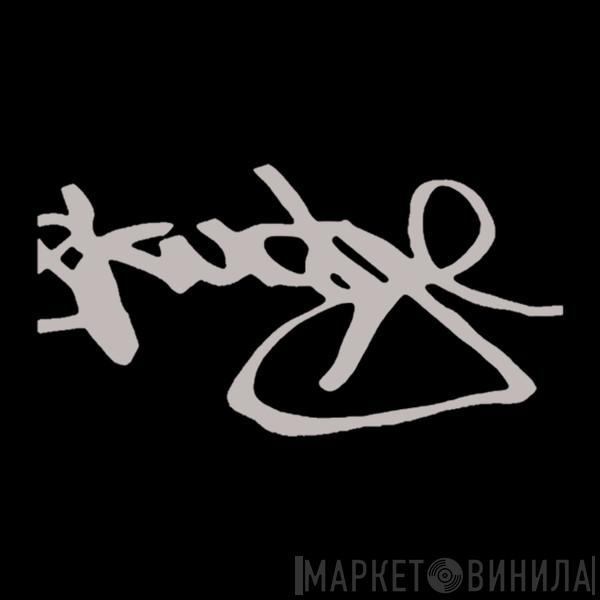 Skudge White - Винил CD и Кассеты лейбла Skudge White на сайте МаркетВинила
