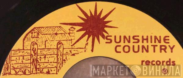 Sunshine Country Records - Винил CD и Кассеты лейбла Sunshine Country Records на сайте МаркетВинила