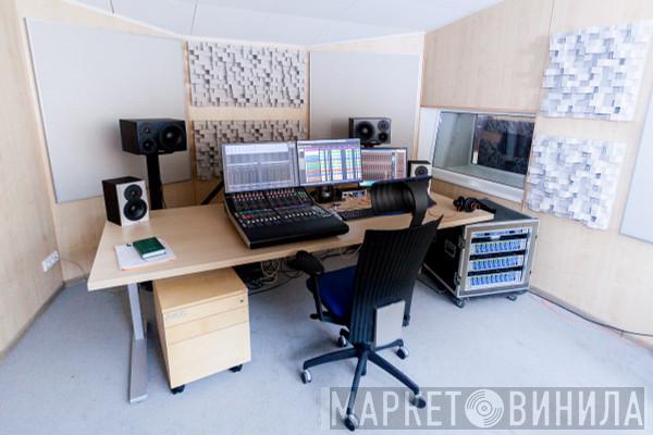 Vilniaus Plokštelių Studija - Винил CD и Кассеты лейбла Vilniaus Plokštelių Studija на сайте МаркетВинила